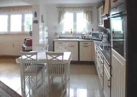 Апартаменты Ferienwohnungen Im Erzgebirge Mit Blick Auf Den Klinovec Курорт Обервизенталь